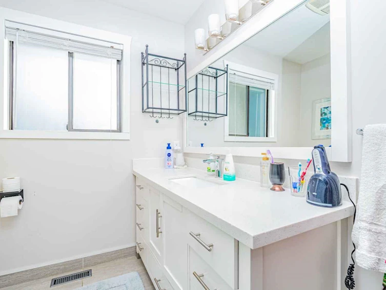 9366 Kingsley Crescent, Richmond, BC, V7A 4W7 - 20