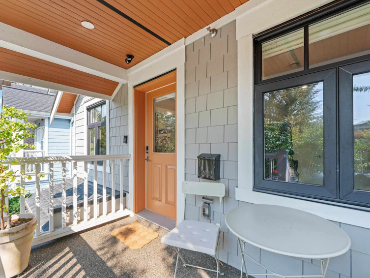 1-371 E 16th Avenue, Vancouver, BC, V5T 2T7 - 4