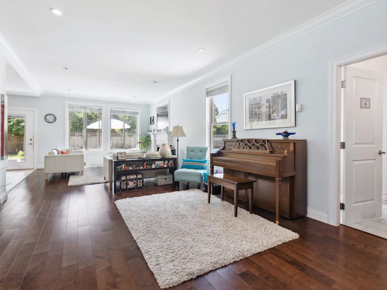 4460 Westminster Highway, Richmond, BC, V7C 1B5 - 5