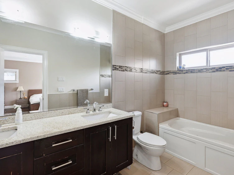 4460 Westminster Highway, Richmond, BC, V7C 1B5 - 16