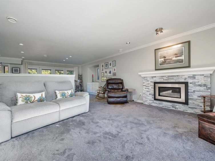 6023 45 Avenue, Delta, BC, V4K 3W8 - 3