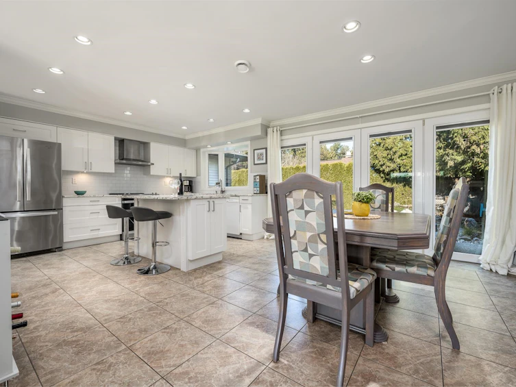 6023 45 Avenue, Delta, BC, V4K 3W8 - 4