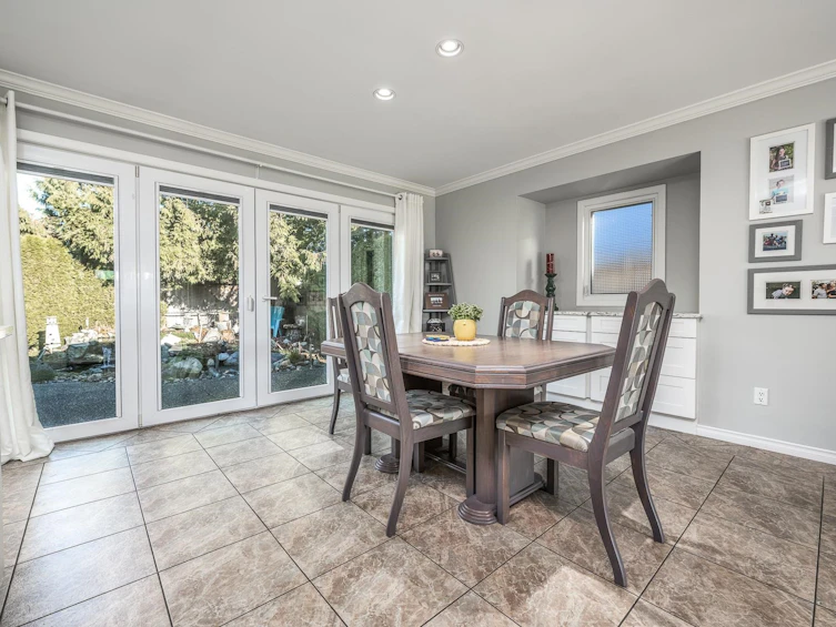 6023 45 Avenue, Delta, BC, V4K 3W8 - 5