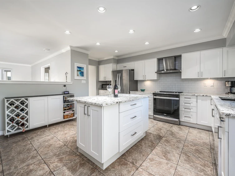 6023 45 Avenue, Delta, BC, V4K 3W8 - 8