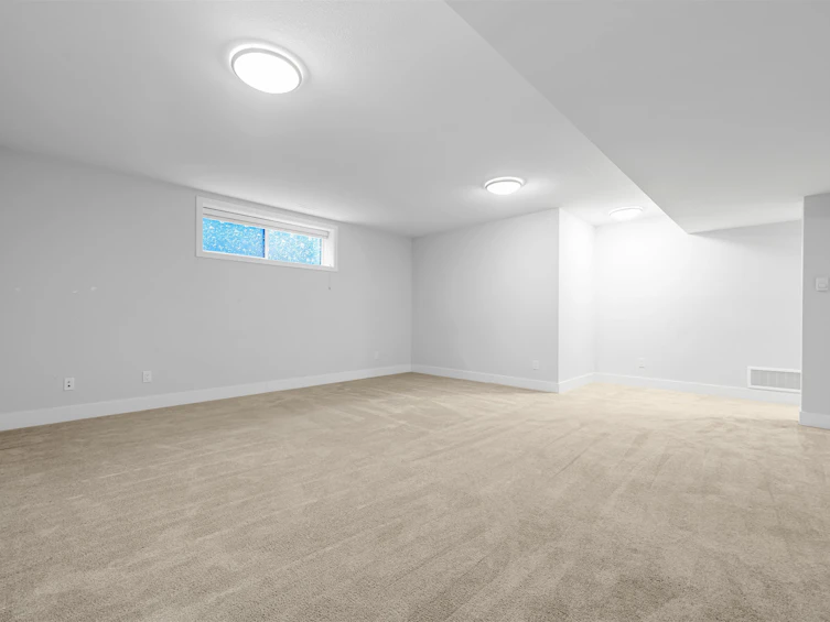 3575 Sheffield Avenue, Coquitlam, BC, V3E 0M4 - 35