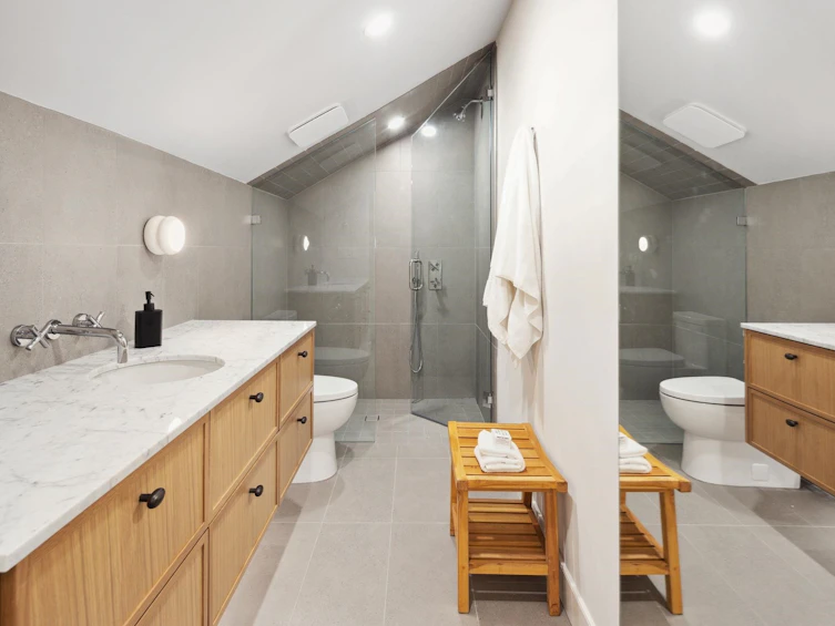 1226 W 26th Avenue, Vancouver, BC, V6H 2A9 - 24