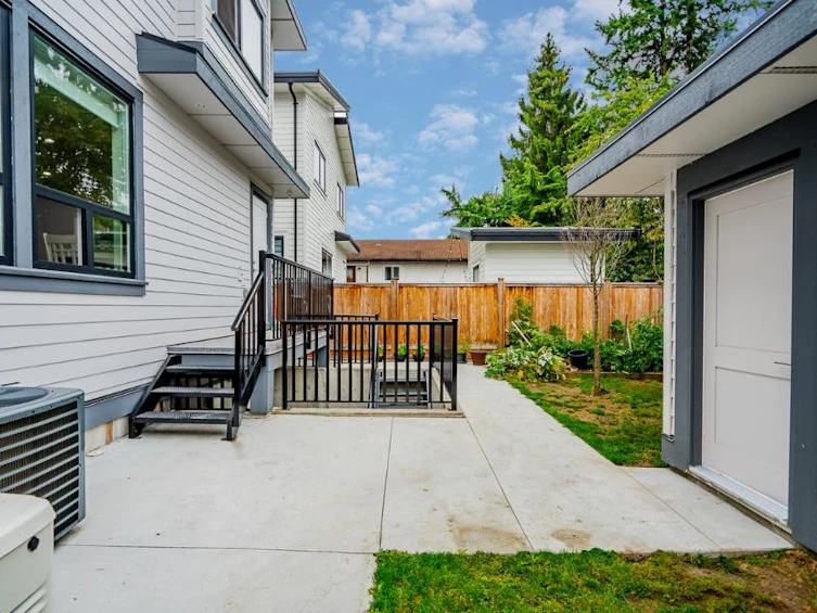 11120 84 Avenue, Delta, BC, V4C 2L7 - 32