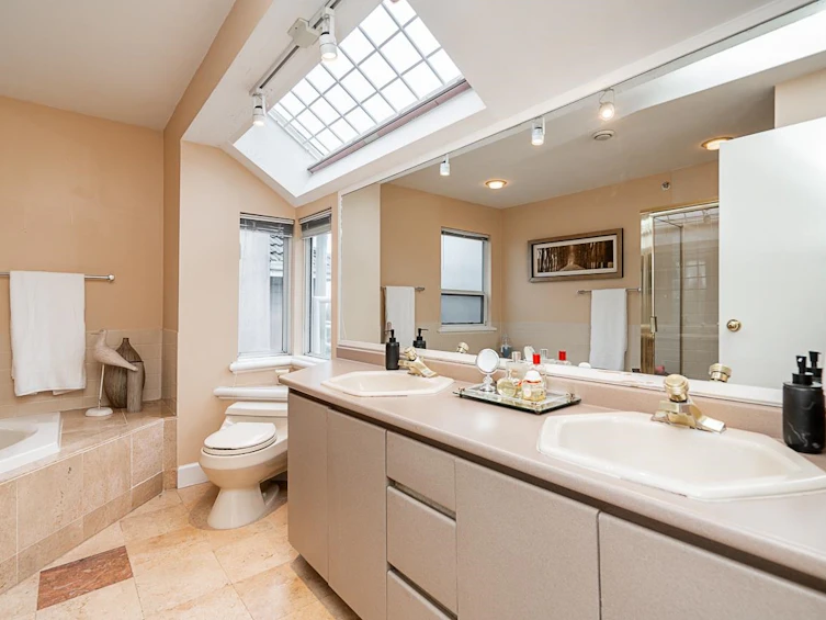 4439 Puget Drive, Vancouver, BC, V6L 2V7 - 19