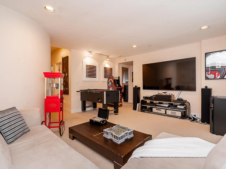 4439 Puget Drive, Vancouver, BC, V6L 2V7 - 27