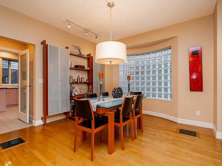 4439 Puget Drive, Vancouver, BC, V6L 2V7 - 5