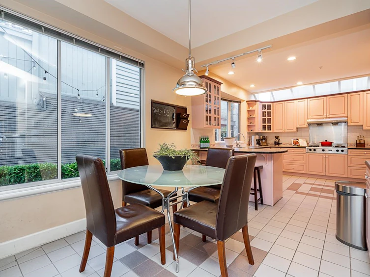 4439 Puget Drive, Vancouver, BC, V6L 2V7 - 9