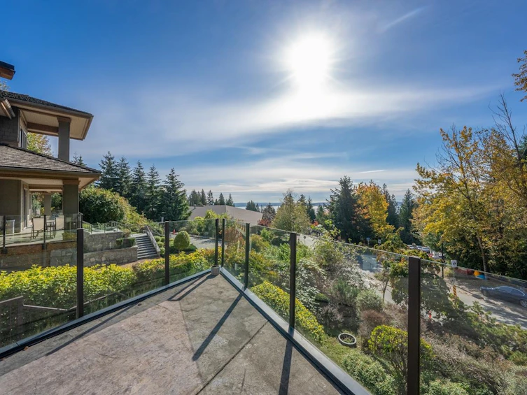 2611 Chelsea Court, West Vancouver, BC, V7S 3E9 - 8