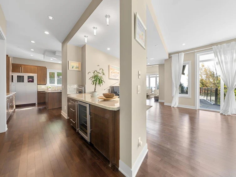 2611 Chelsea Court, West Vancouver, BC, V7S 3E9 - 16