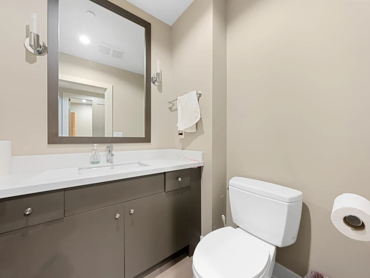 2611 Chelsea Court, West Vancouver, BC, V7S 3E9 - 35