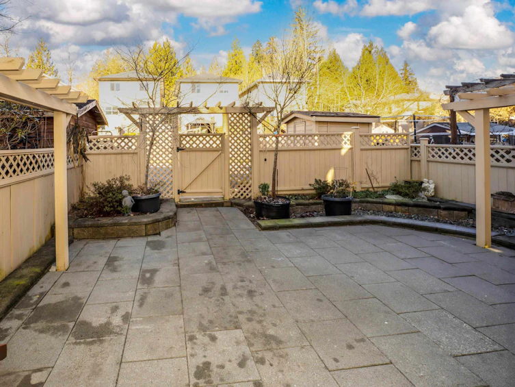 24243 102b Avenue, Maple Ridge, BC, V2W 1Y1 - 32