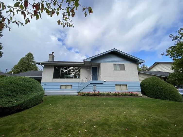13771 Malabar Avenue, Surrey, BC, V4B 2X8