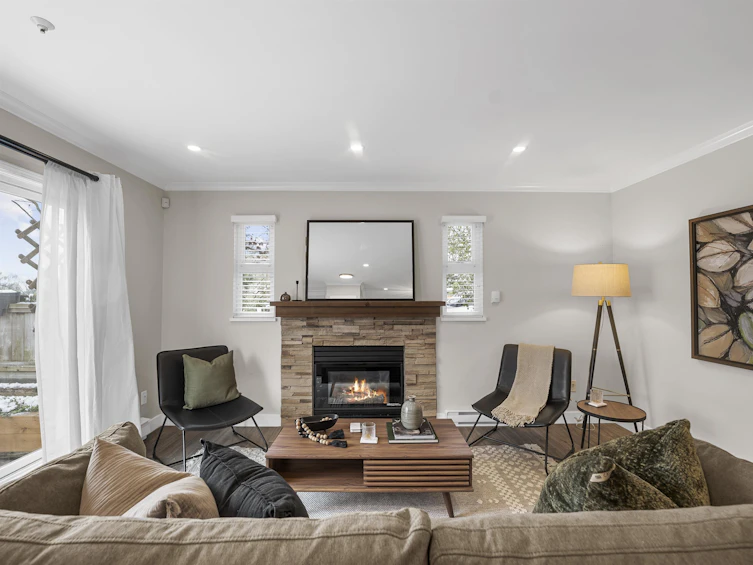 102-3709 Pender Street, Burnaby, BC, V5C 2L2 - 2