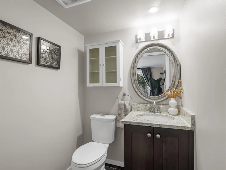 102-3709 Pender Street, Burnaby, BC, V5C 2L2 - 23