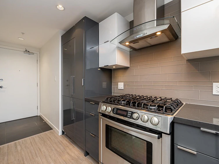 809-1775 Quebec Street, Vancouver, BC, V5T 0E3 - 11