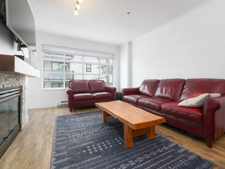 410-108 W Esplanade Avenue, North Vancouver, BC, V7M 3M8 - 4