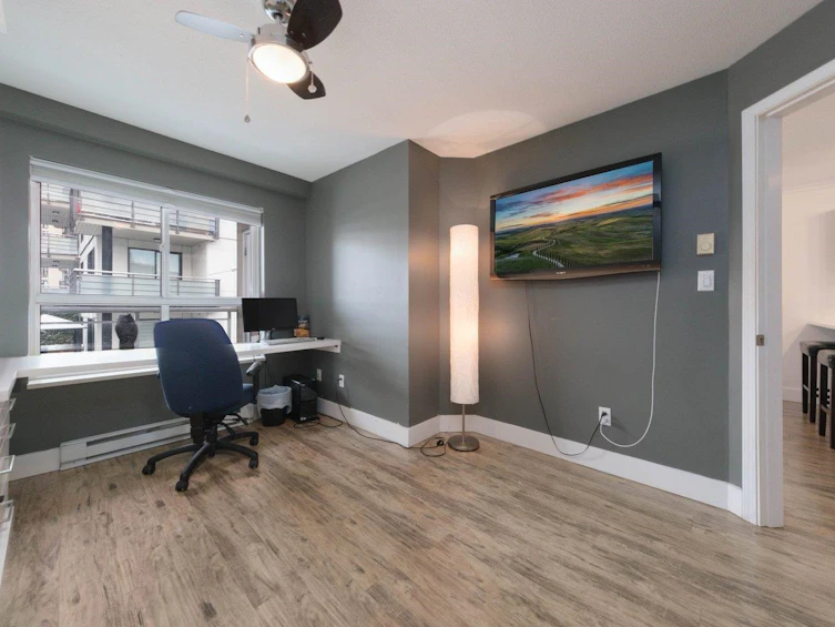 410-108 W Esplanade Avenue, North Vancouver, BC, V7M 3M8 - 12