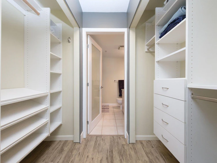 410-108 W Esplanade Avenue, North Vancouver, BC, V7M 3M8 - 15