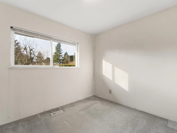 12075 220th Street, Maple Ridge, BC, V2X 5R6 - 12