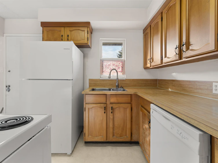 12075 220th Street, Maple Ridge, BC, V2X 5R6 - 10