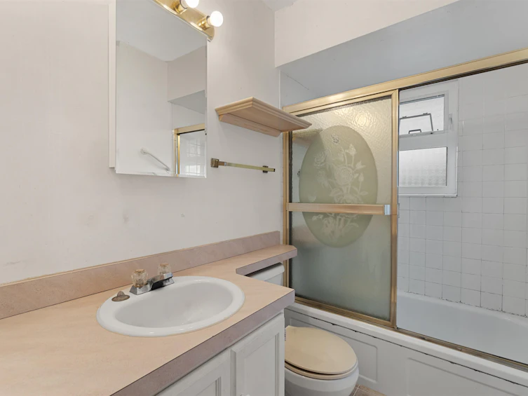 12075 220th Street, Maple Ridge, BC, V2X 5R6 - 14