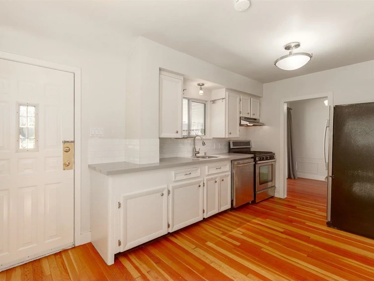 1389 E 39th Avenue, Vancouver, BC, V5W 4C3 - 6