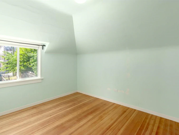 1389 E 39th Avenue, Vancouver, BC, V5W 4C3 - 12