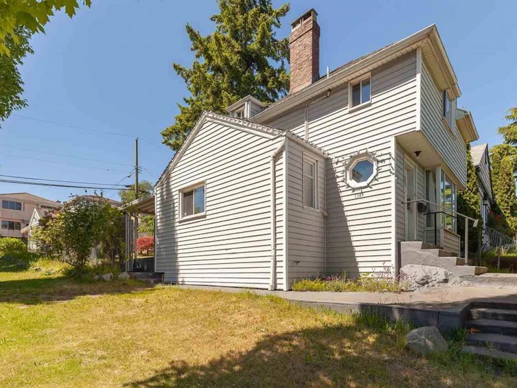 1389 E 39th Avenue, Vancouver, BC, V5W 4C3 - 2
