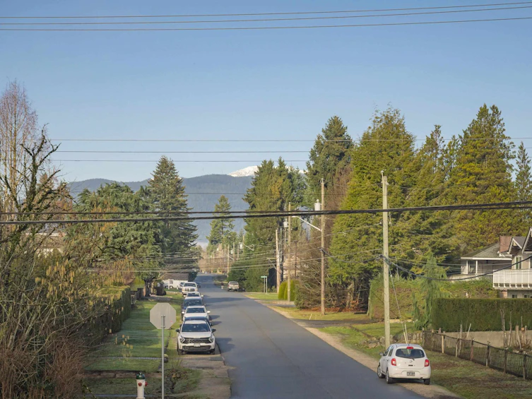 7088 Halifax Street, Burnaby, BC, V5A 1L8 - 38