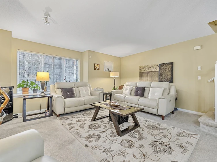 3310 Noel Drive, Burnaby, BC, V3J 1J8 - 4
