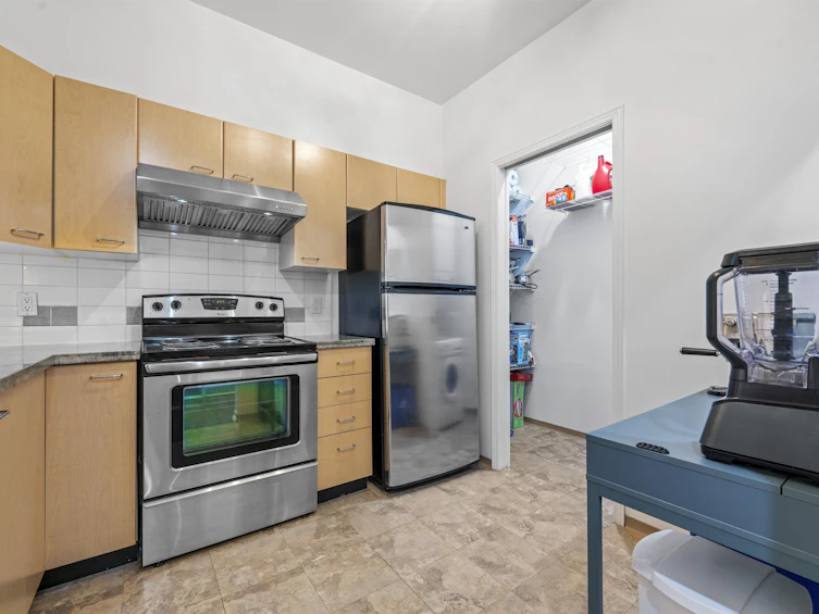 407-8495 Jellicoe Street, Vancouver, BC, V5S 2J4 - 10