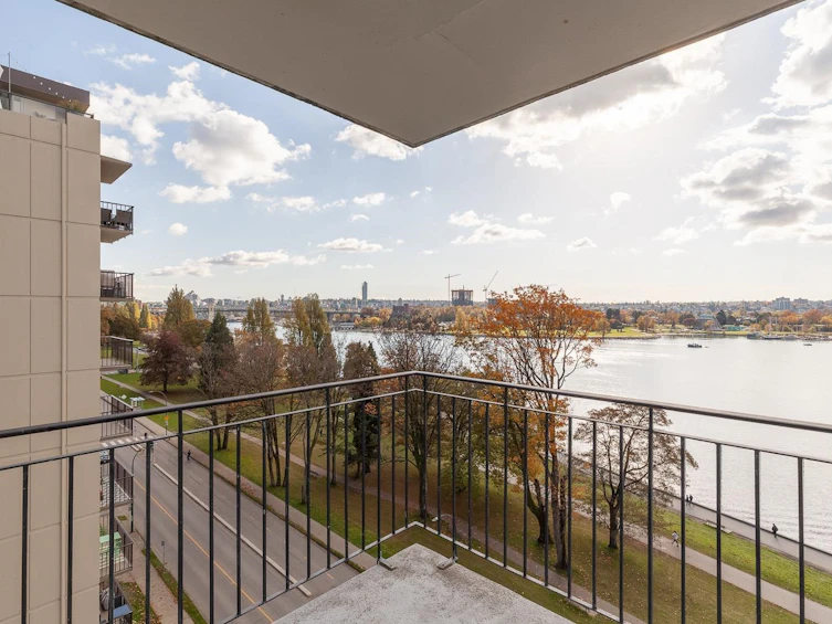 901-1575 Beach Avenue, Vancouver, BC, V6G 1Y5 - 17