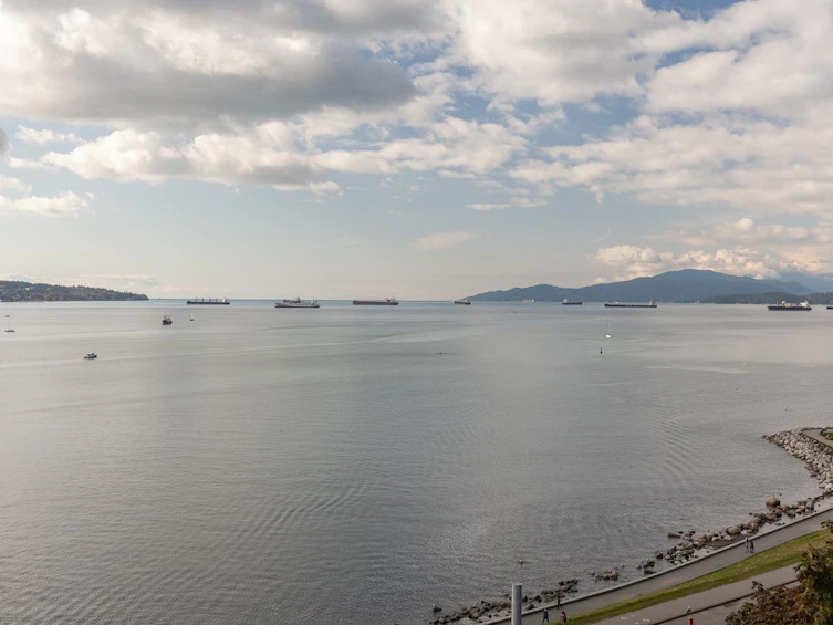 901-1575 Beach Avenue, Vancouver, BC, V6G 1Y5 - 24