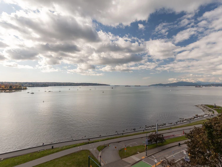 901-1575 Beach Avenue, Vancouver, BC, V6G 1Y5 - 25