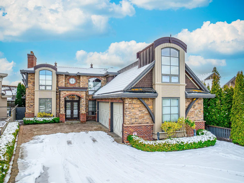 8100 Robinson Road, Richmond BC V6Y 1B4
