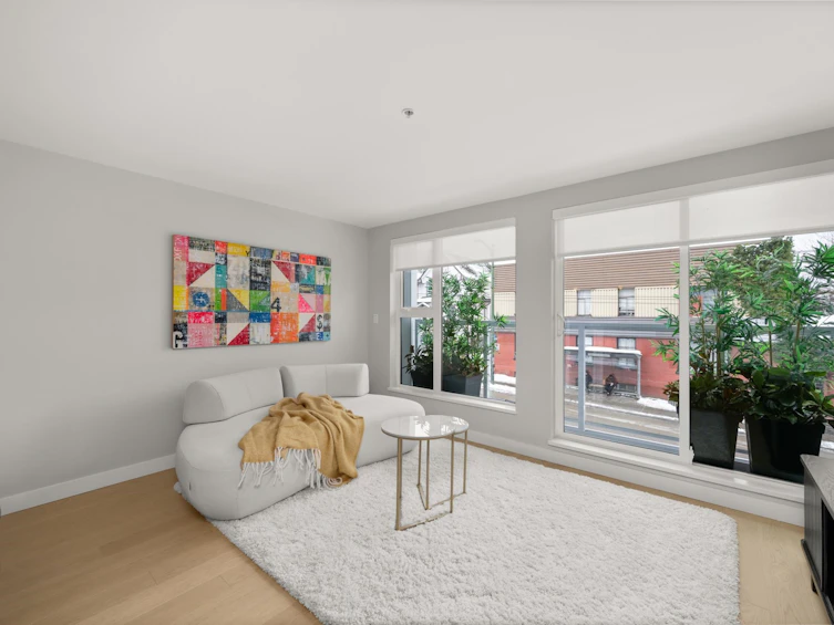2510 Fraser Street, Vancouver, BC, V5T 3V4 - 10