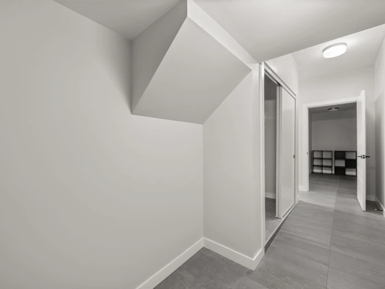 2510 Fraser Street, Vancouver, BC, V5T 3V4 - 31