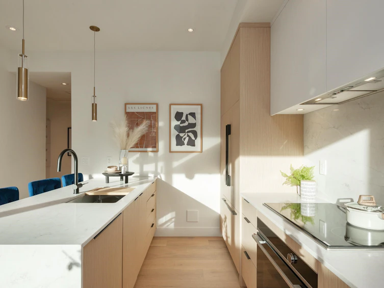32 E 37th Avenue, Vancouver, BC, V5W 1E2 - 13