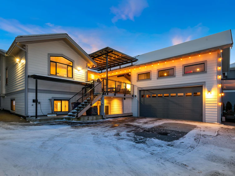23819 36a Avenue, Langley, BC, V2Z 2J6