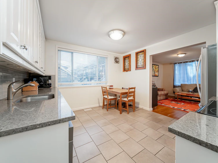 1865 E 53rd Avenue, Vancouver, BC, V5P 1X5 - 3