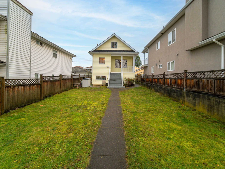 1865 E 53rd Avenue, Vancouver, BC, V5P 1X5 - 11