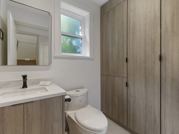 1161 Keefer Street, Vancouver, BC, V6A 1Z2 - 8