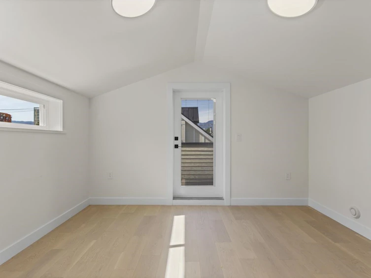 1161 Keefer Street, Vancouver, BC, V6A 1Z2 - 18