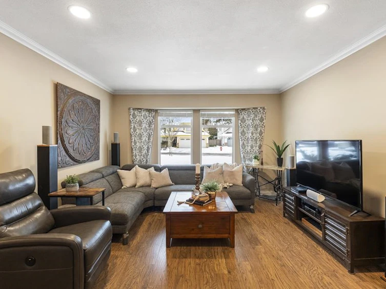 9158 161 Street, Surrey, BC, V4N 3E5 - 2