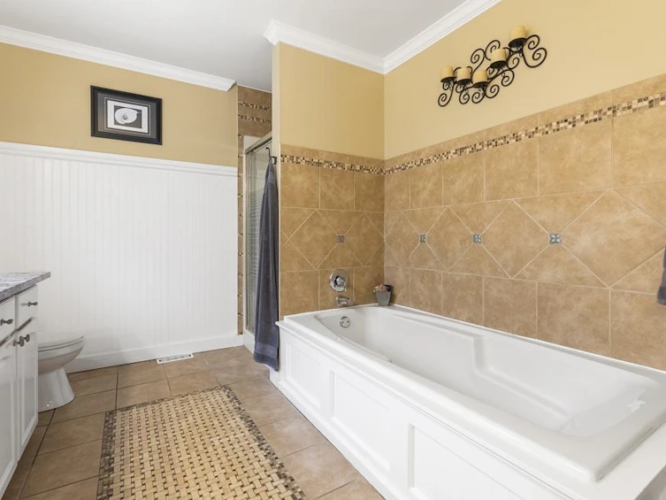 9158 161 Street, Surrey, BC, V4N 3E5 - 22