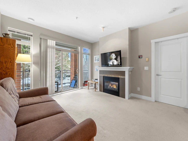 215-2250 Wesbrook Mall, Vancouver, BC, V6T 0A6 - 3
